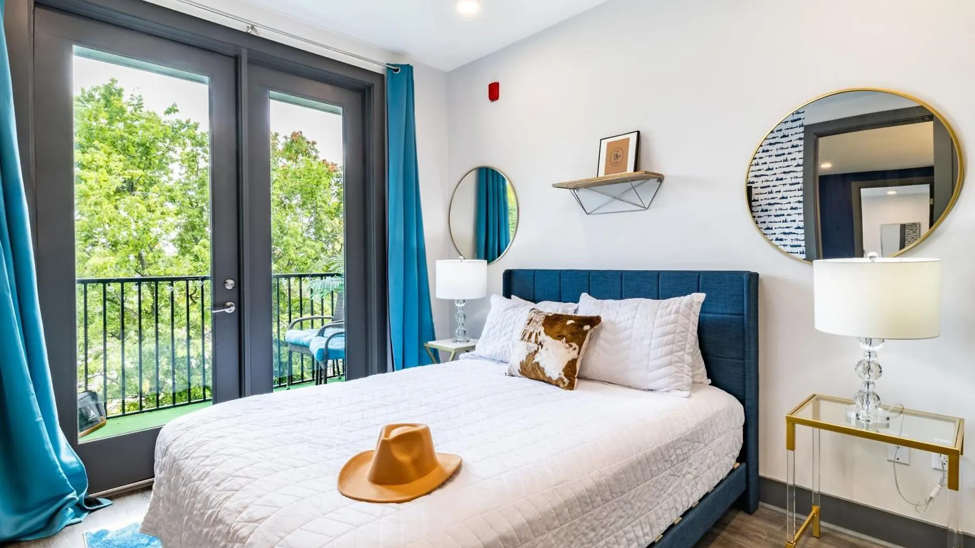 Lindsley By Avantstay Balcony Modern Design A Downtown Location Nashville Vakantiehuis